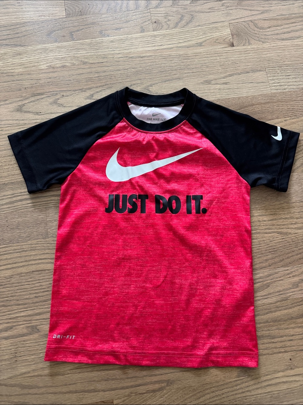 Nike Red & Black 'Just Do It.' Raglan Athletic Tee